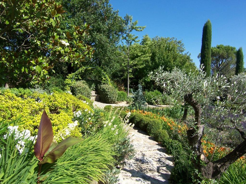 Lou Granos Bed & Breakfast Gordes Bagian luar foto