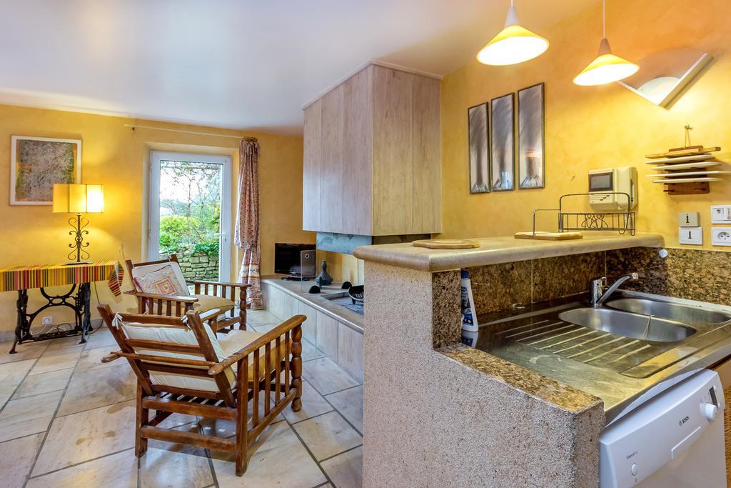 Lou Granos Bed & Breakfast Gordes Bagian luar foto